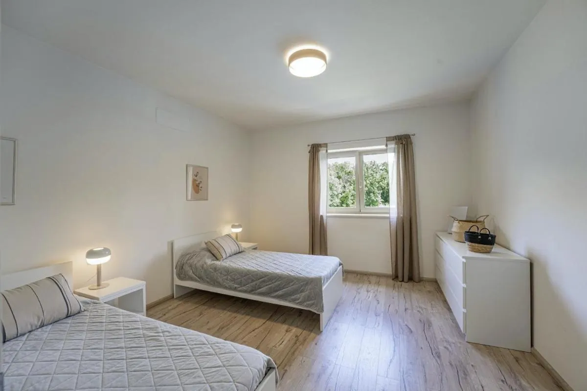 Villa Aria In Kraj Drage - Haus Fuer 6 Personen Nedescina