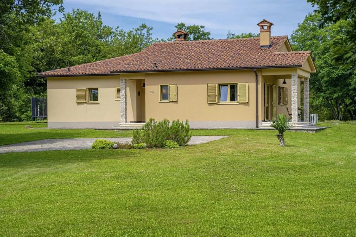 Villa Aria In Kraj Drage - Haus Fuer 6 Personen Nedescina