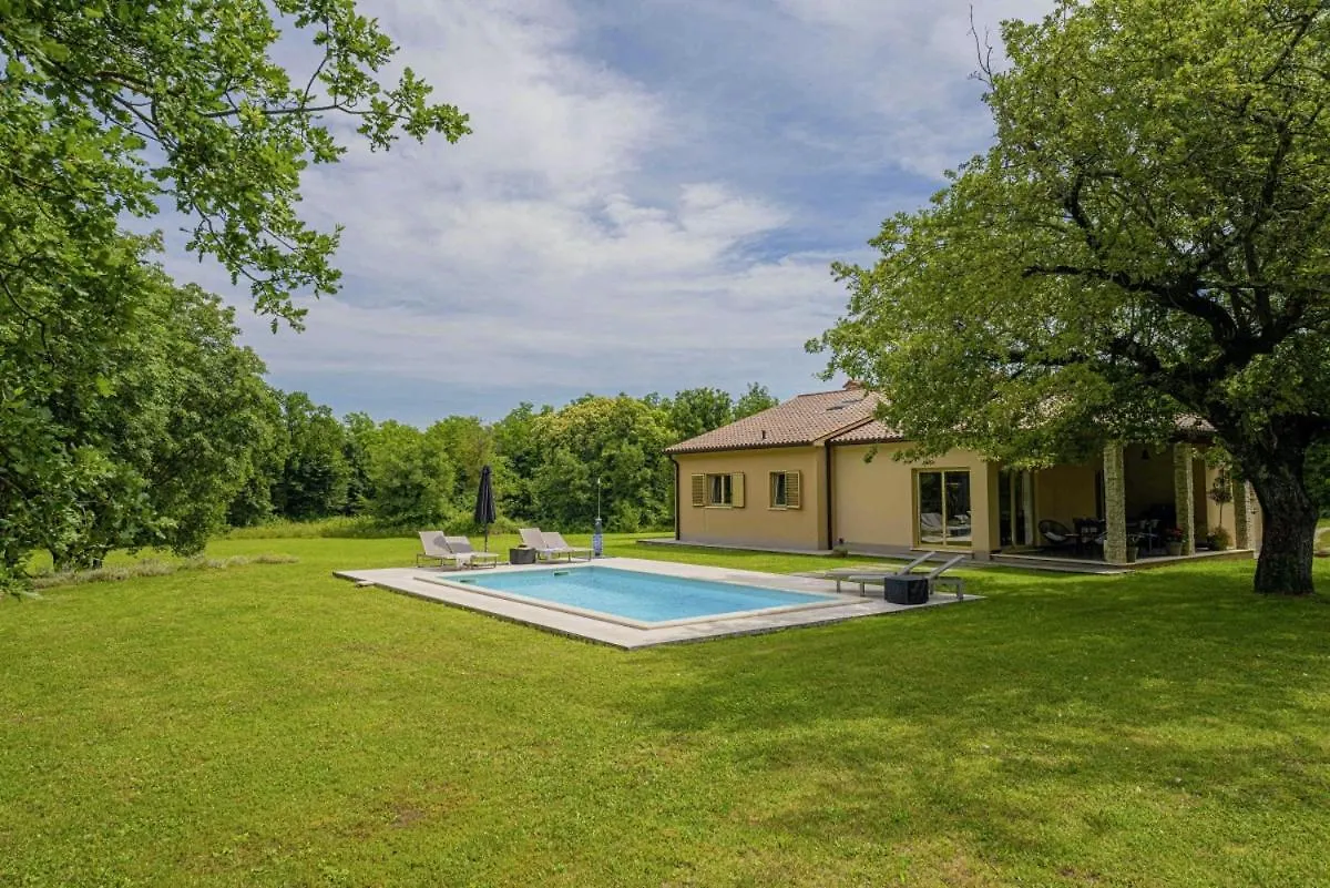 Villa Aria In Kraj Drage - Haus Fuer 6 Personen Nedescina
